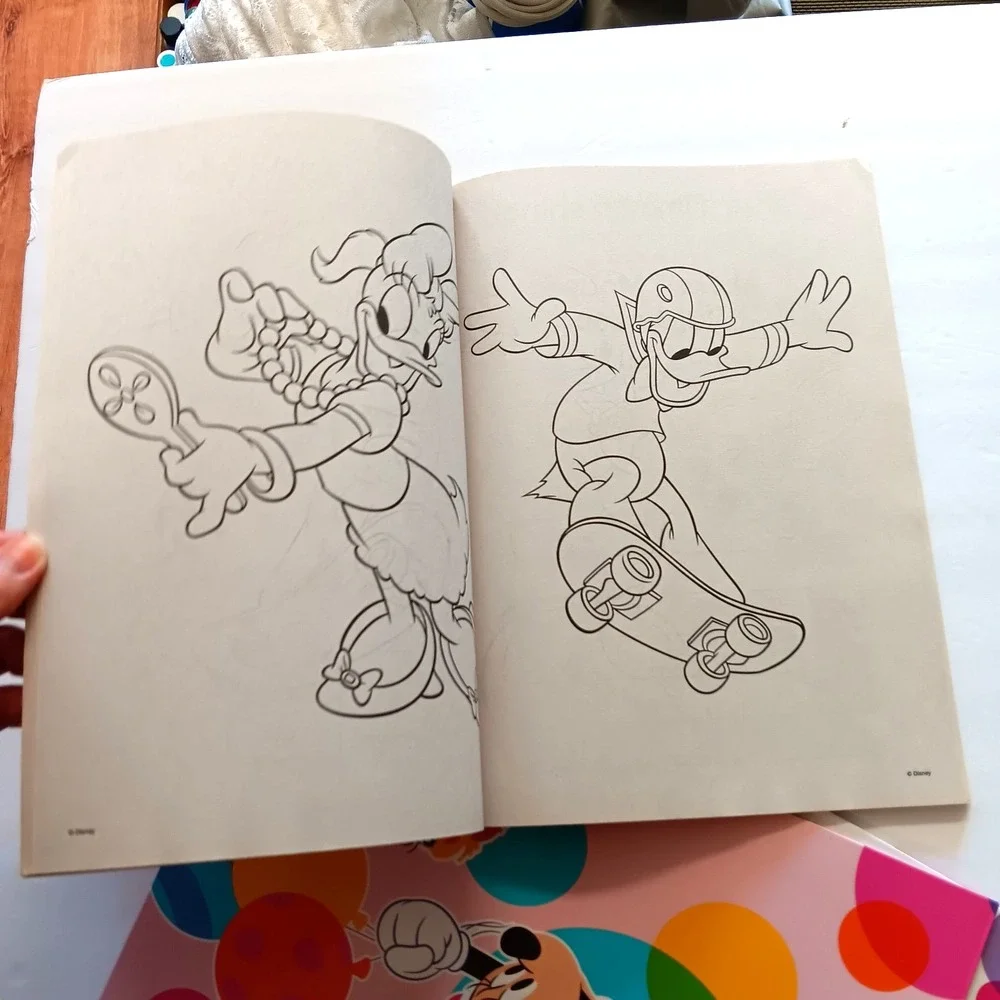 Disney‎ Minnie Mouse Coloring Activity Set Folders Crayons Mickey Clubhouse NEW